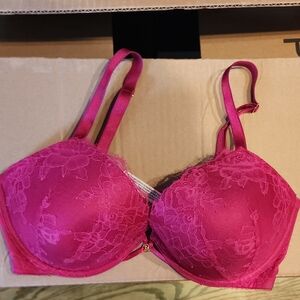New Victoria's Secret Lace Bra - Deep Pink 36DD